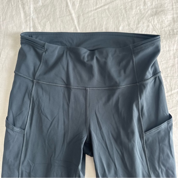 Lululemon Fast & Free 7/8 Leggings Size 8 - Picture 6 of 7